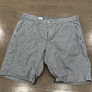 Gap shorts